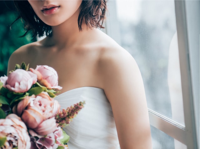 石川県金沢市の結婚式場 インペリアルウィング富山迎賓館ならウェディングドレスも豊富に取り揃えております